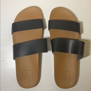 Reef slippers